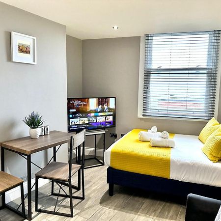 Stylish Studio With Sea Views Lejlighed Brighton Eksteriør billede