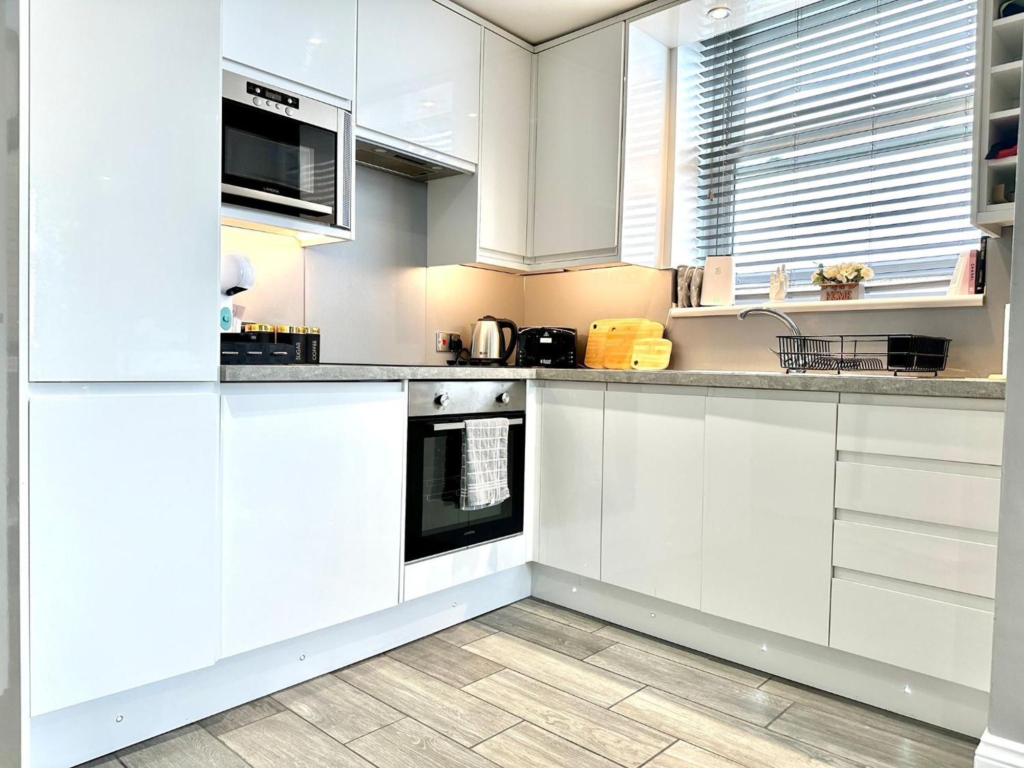 Stylish Studio With Sea Views Lejlighed Brighton Eksteriør billede