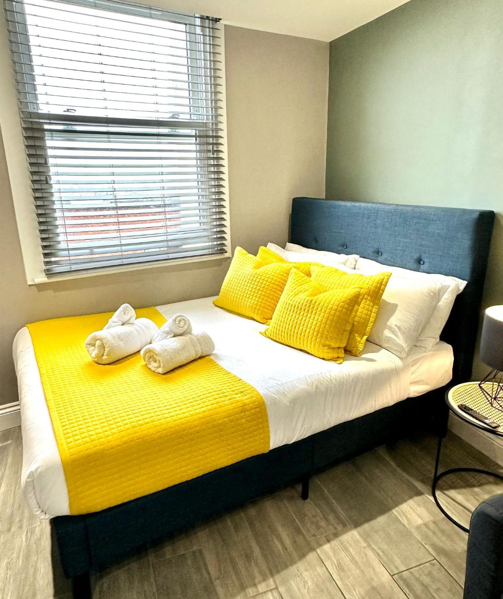 Stylish Studio With Sea Views Lejlighed Brighton Eksteriør billede